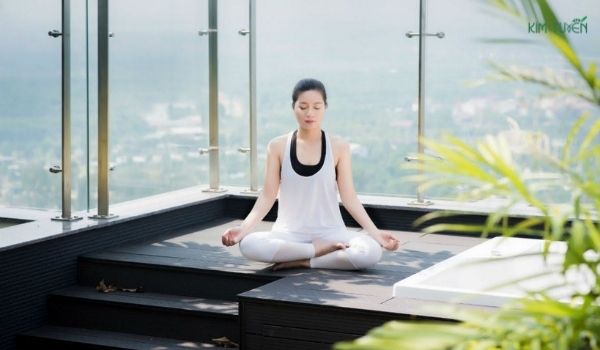 Buổi sáng sớm là thời điểm thích hợp nhất để ngồi thiền