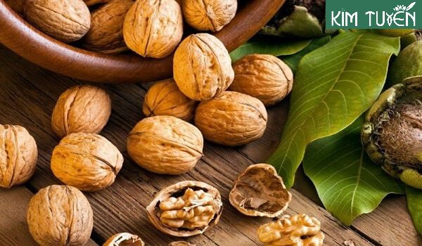 Hạt óc chó - thực phẩm mát gan tiêu độc hiệu quả