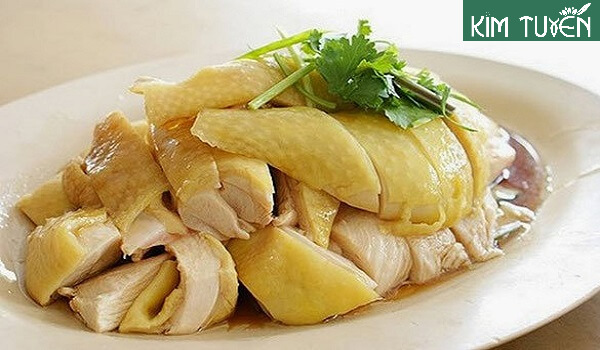 Nếu mắc chứng tỳ vị hư hàn, bạn nên sử dụng thịt gà thường xuyên
