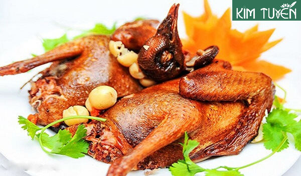 Nếu trẻ còi cọc, bạn có thể thường xuyên cho ăn các món ngon từ bồ câu