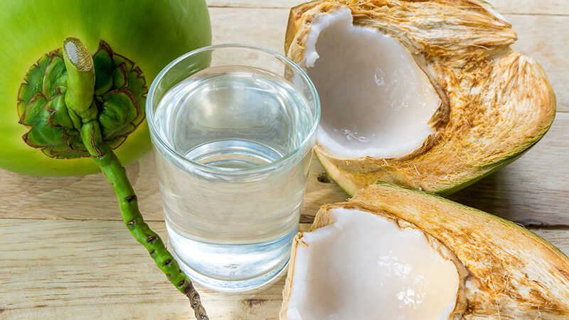 Nước dừa thanh nhiệt mùa hè
