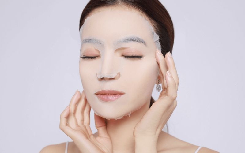 Làm sạch da trước khi đắp mặt nạ luôn cần thiết