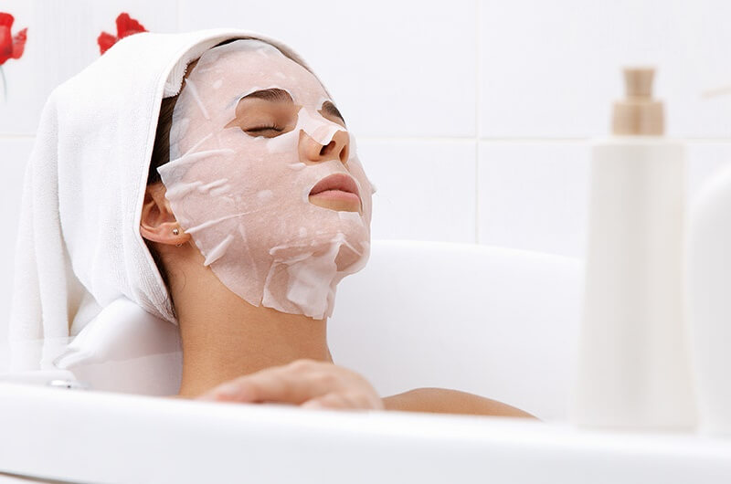 Mặt nạ giấy được nhiều người lựa chọn cho chăm sóc da mặt